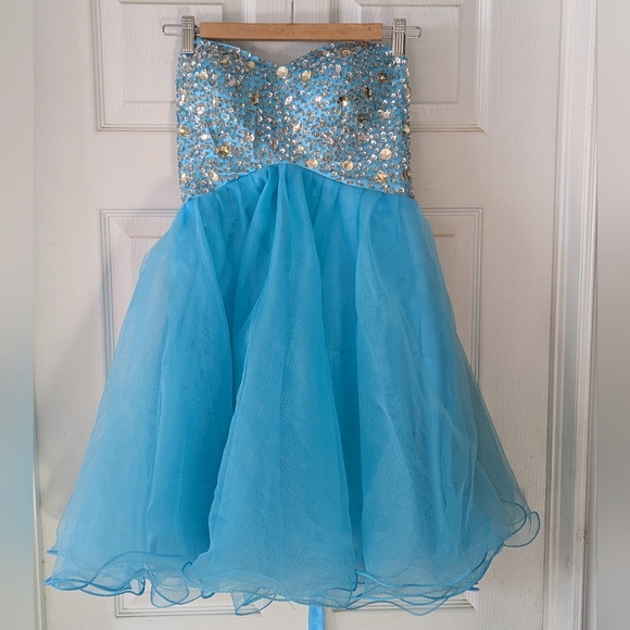 Rhinestone & Sequin Bodice Strapless Party/Prom Dress Sky Blue Size M - Picture 3 of 16